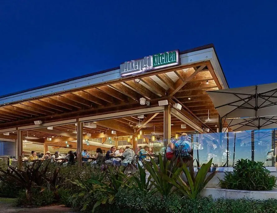 Maui Luxe Beach Condo & Pool Wailea